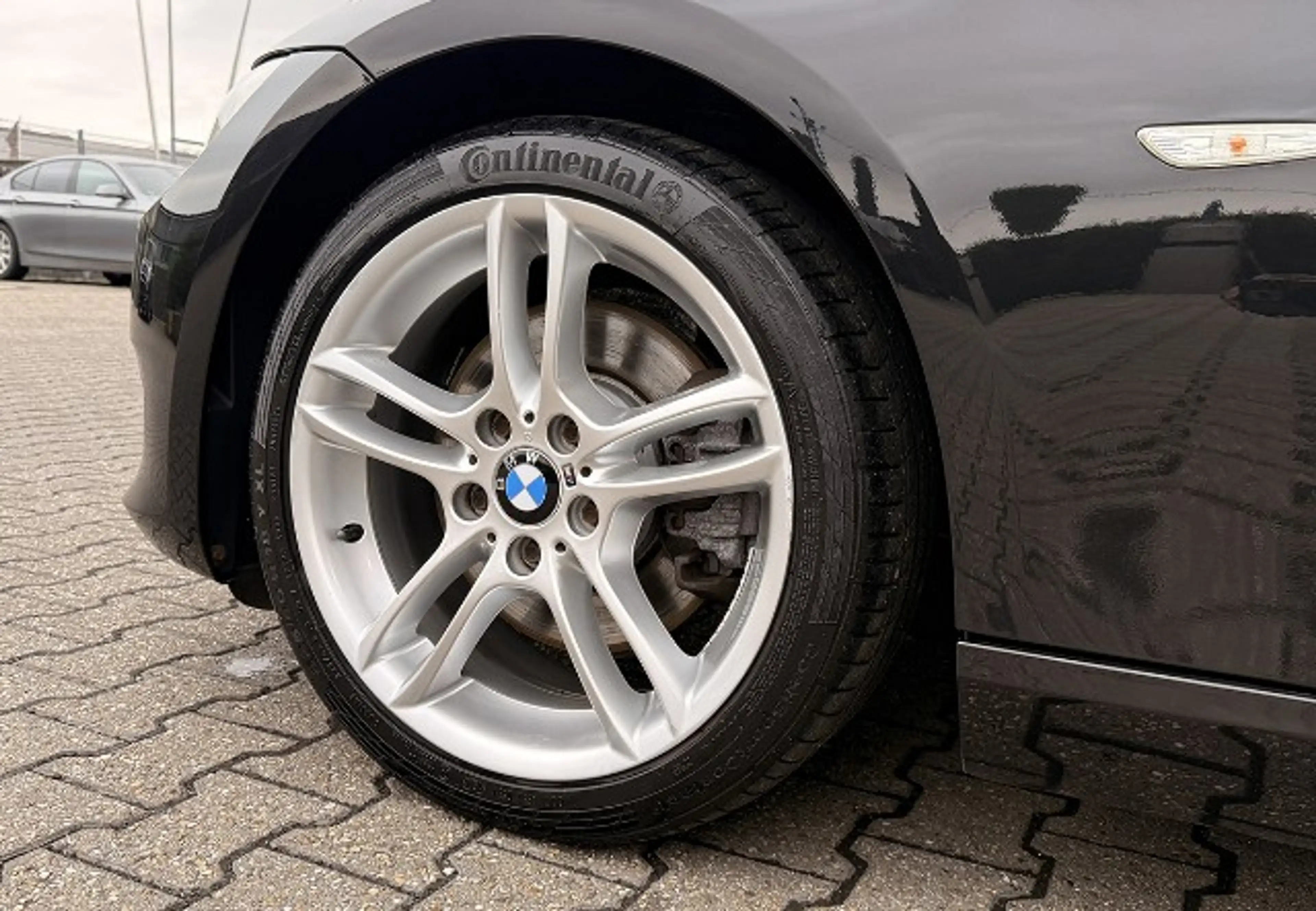 BMW 330 d Cabrio Individual Harman Kardon ACC AHK — photo 14