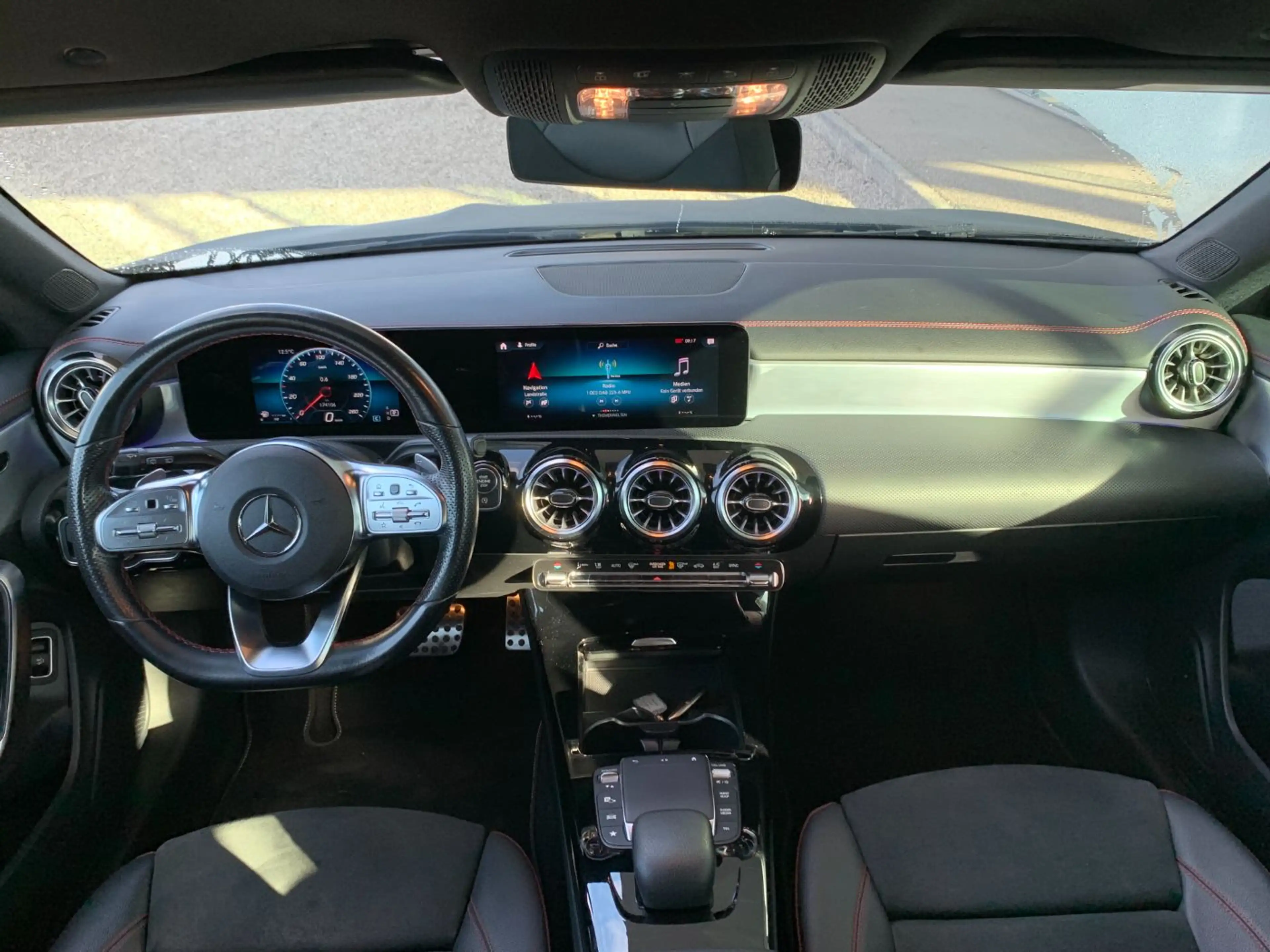 Mercedes-Benz CLA 220 CLA 220 d Shooting Brake Night KAM KlimaA S-Sitz — photo 6