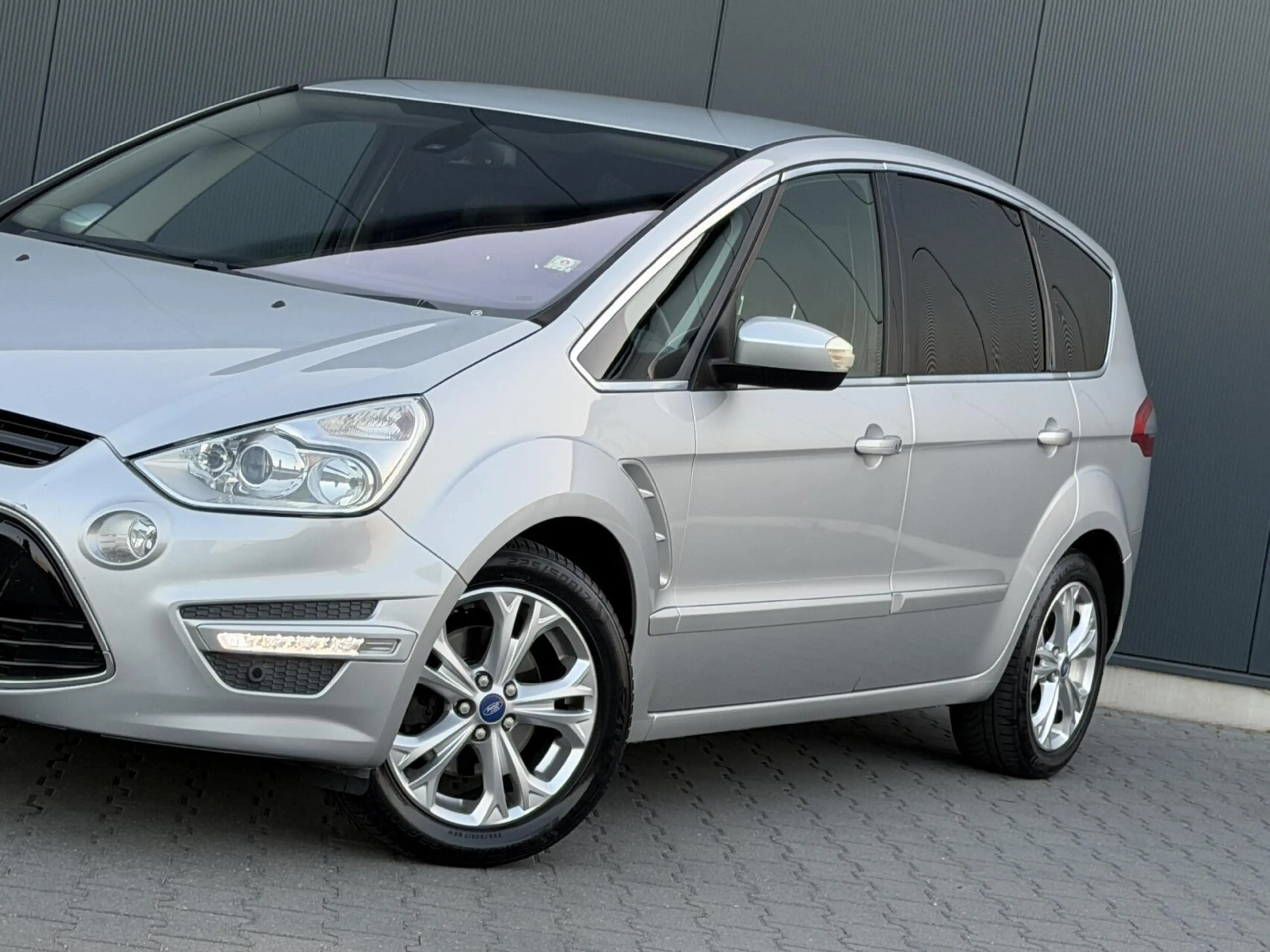 Ford S-Max 1.6 EcoBoost Titanium Leder - Led - Navi - Clima - — photo 6