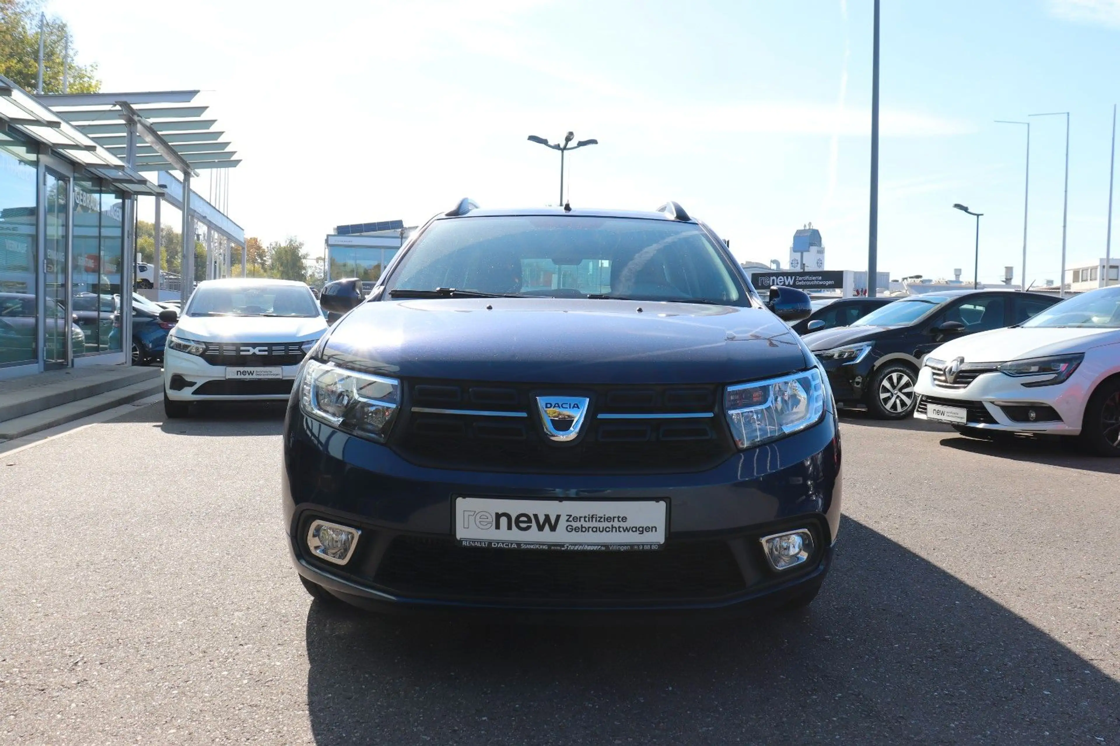 Dacia Logan MCV II Kombi Laureate, Navi, Klima, PDC — photo 13