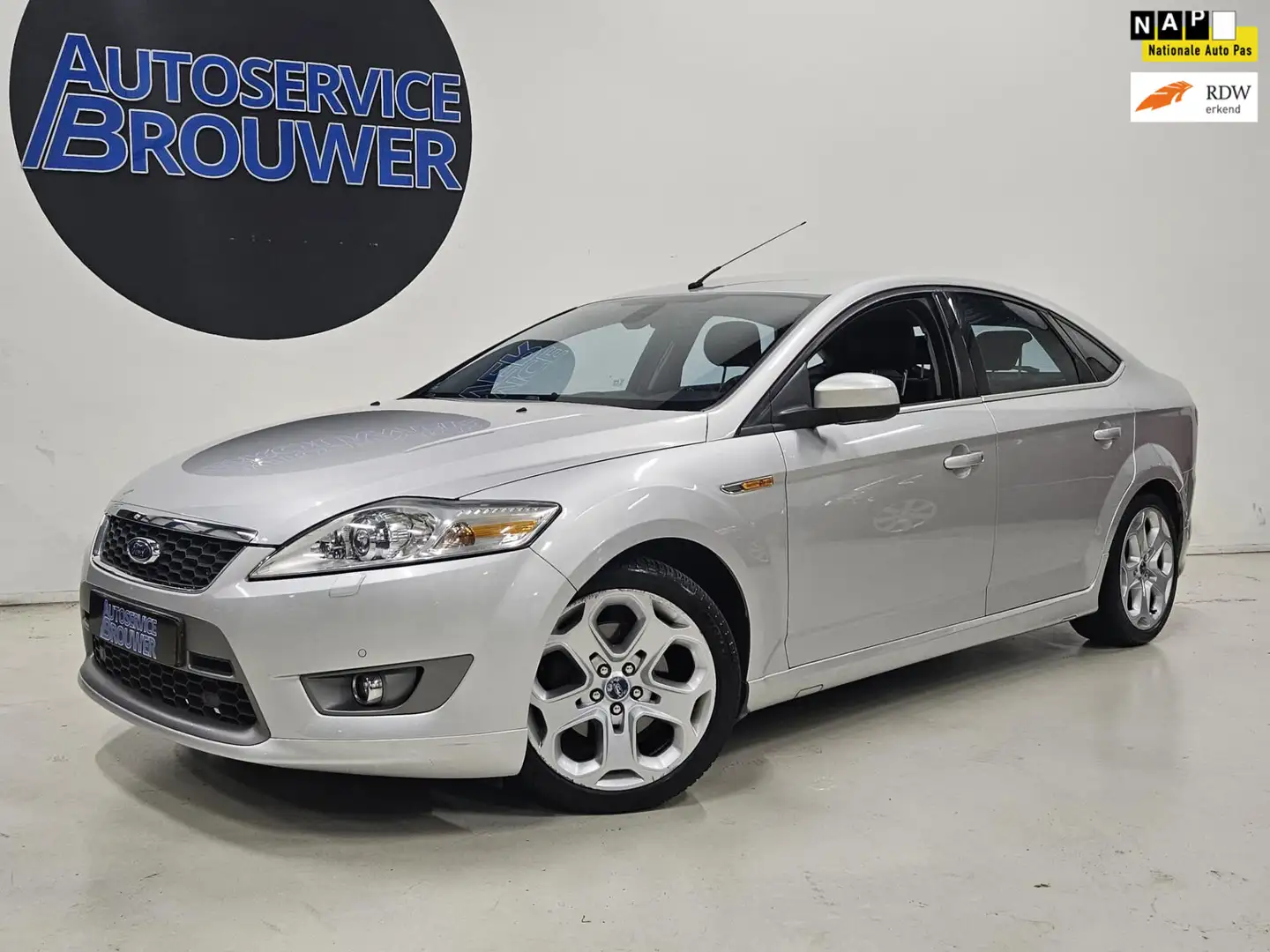 Ford Mondeo 2.0 SCTi S Edition Ecoboost Automaat Gris - 1
