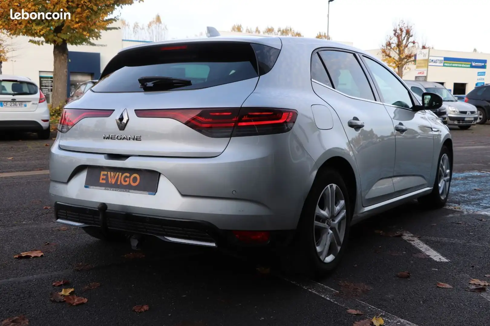 Renault Megane 1.3 tce 140 cv edc bva Noir - 2