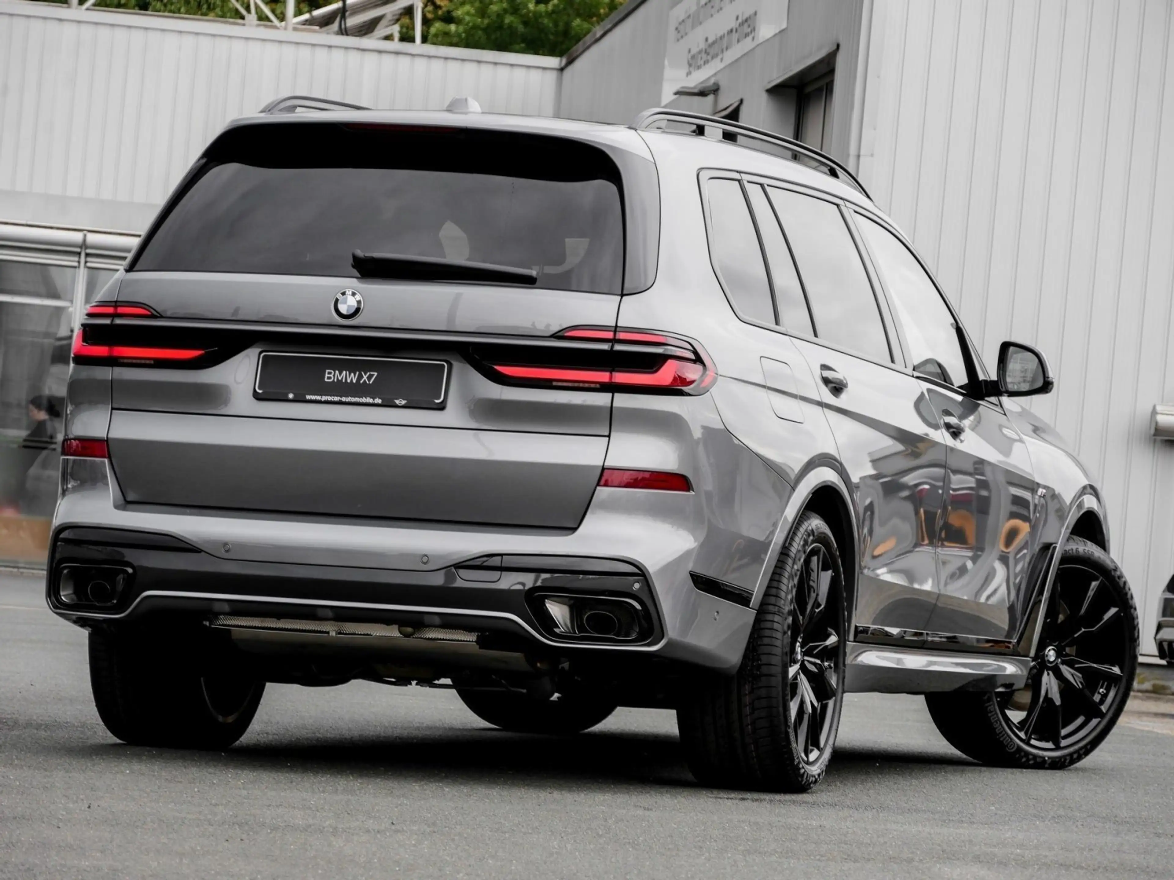 BMW X7 xDrive40d 22"M-Sport HuD Pano ACC AHK Standhzg. uv — photo 2