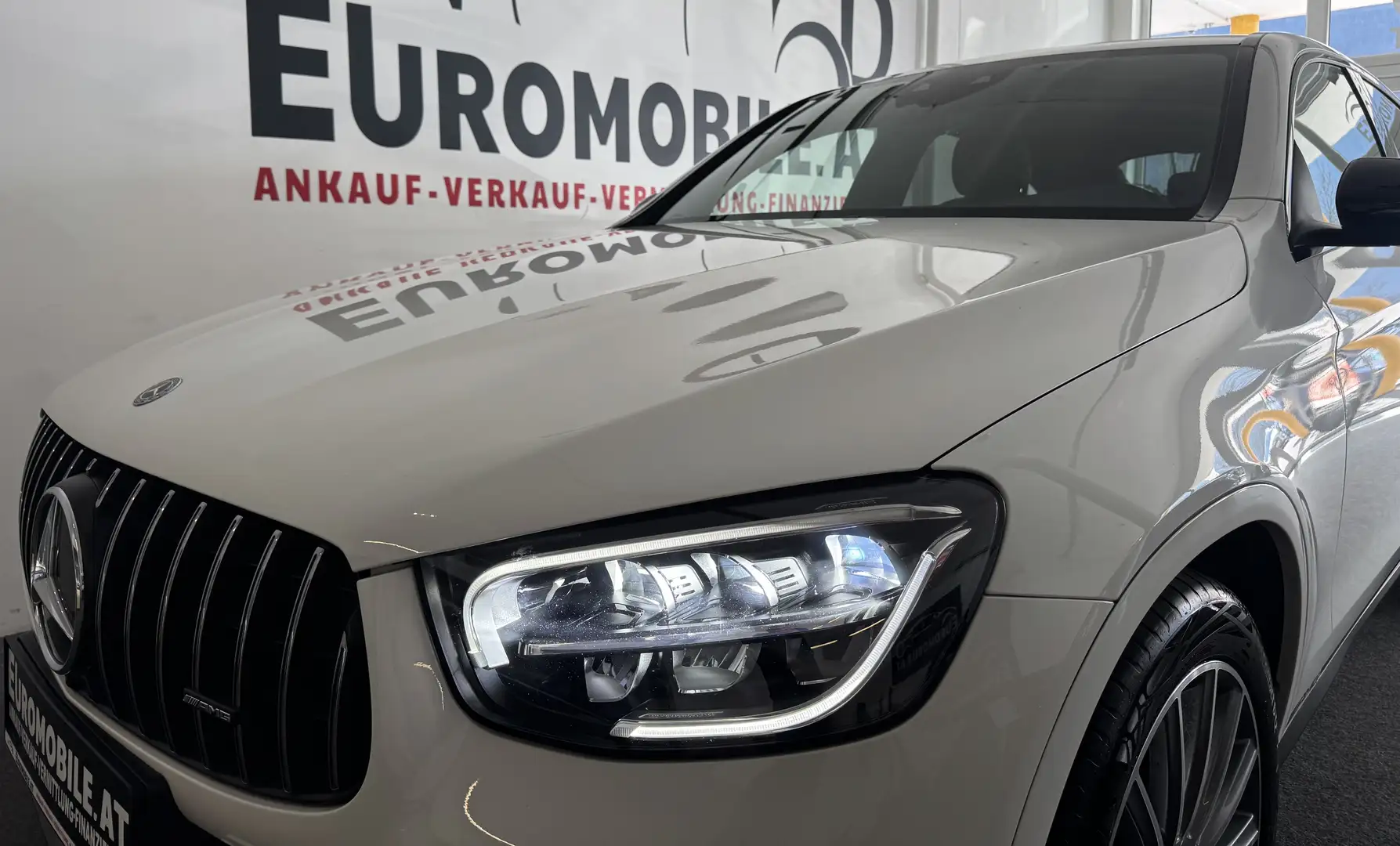 Mercedes-Benz GLC 400 d 4Matic AMG-LINE NIGHT-P*AHK*360*LEDER*LED*20ZOLL Weiß - 2