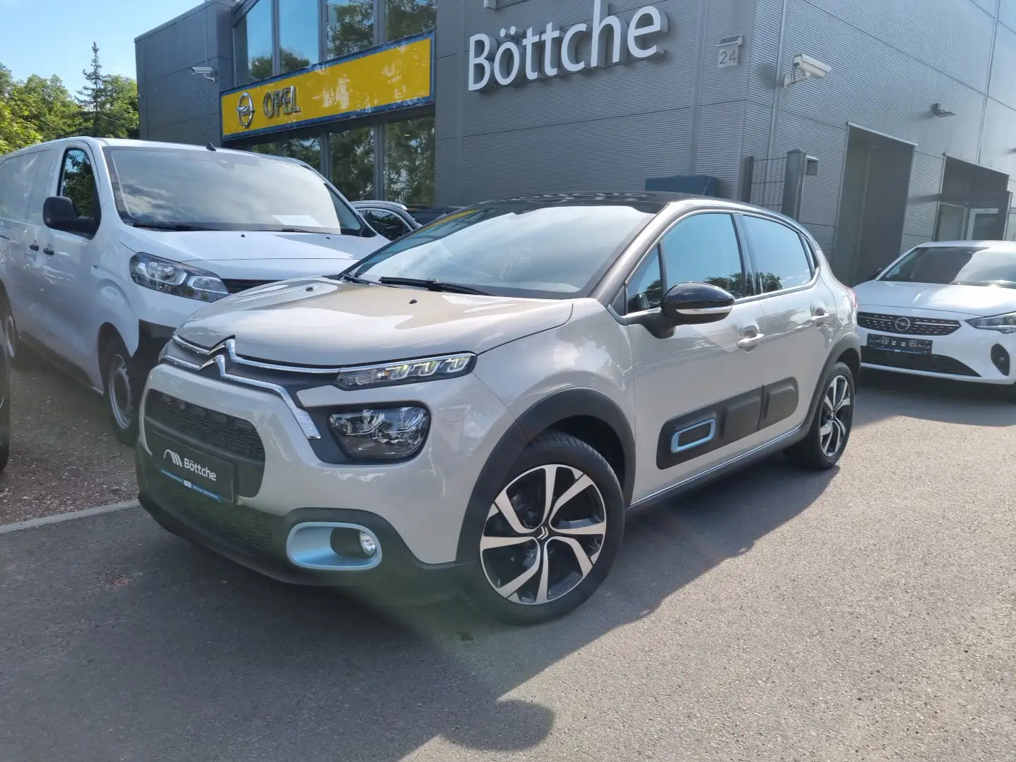 Citroen C3 Elle 1.2 LED/Navi/PDC/Kamera/Klimaautomatik Grau - 2