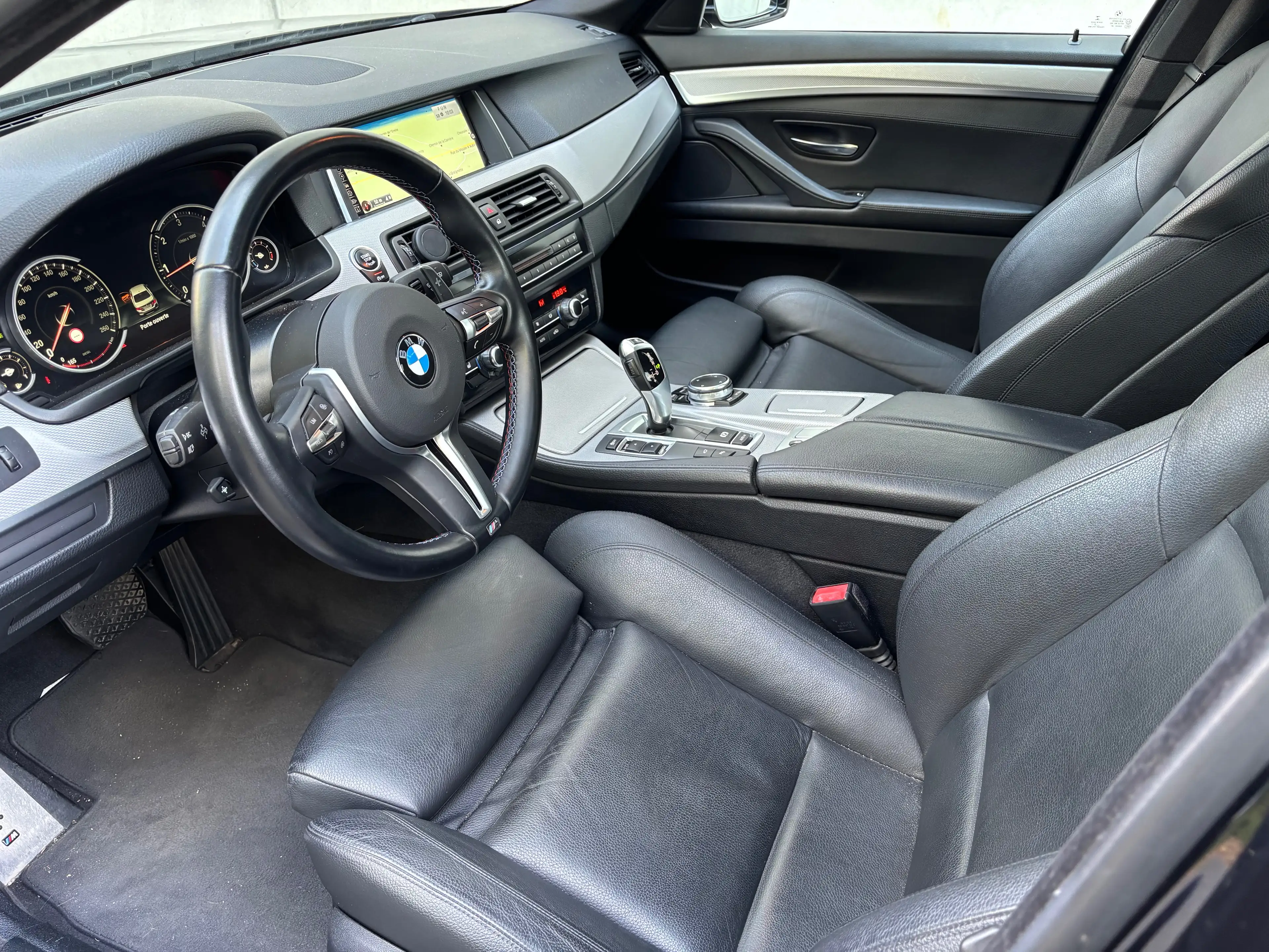 BMW 518 dA/Pack M full options état exceptionnel — photo 10