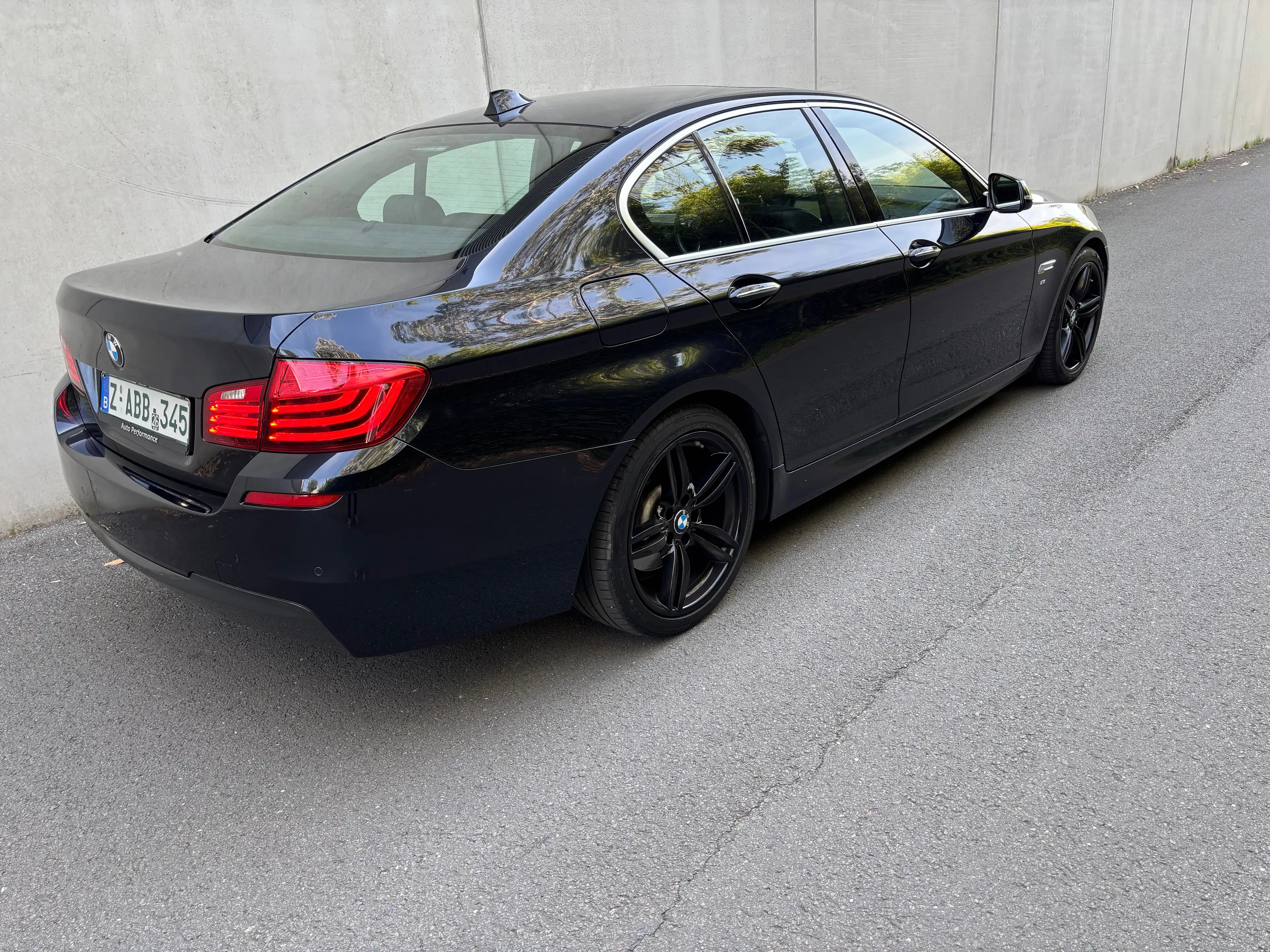 BMW 518 dA/Pack M full options état exceptionnel — photo 8