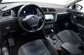 Volkswagen Tiguan 2.0 TSI 190pk 4M|R-Line|Pano dak|Camera|Trekhaak Grijs - thumbnail 16