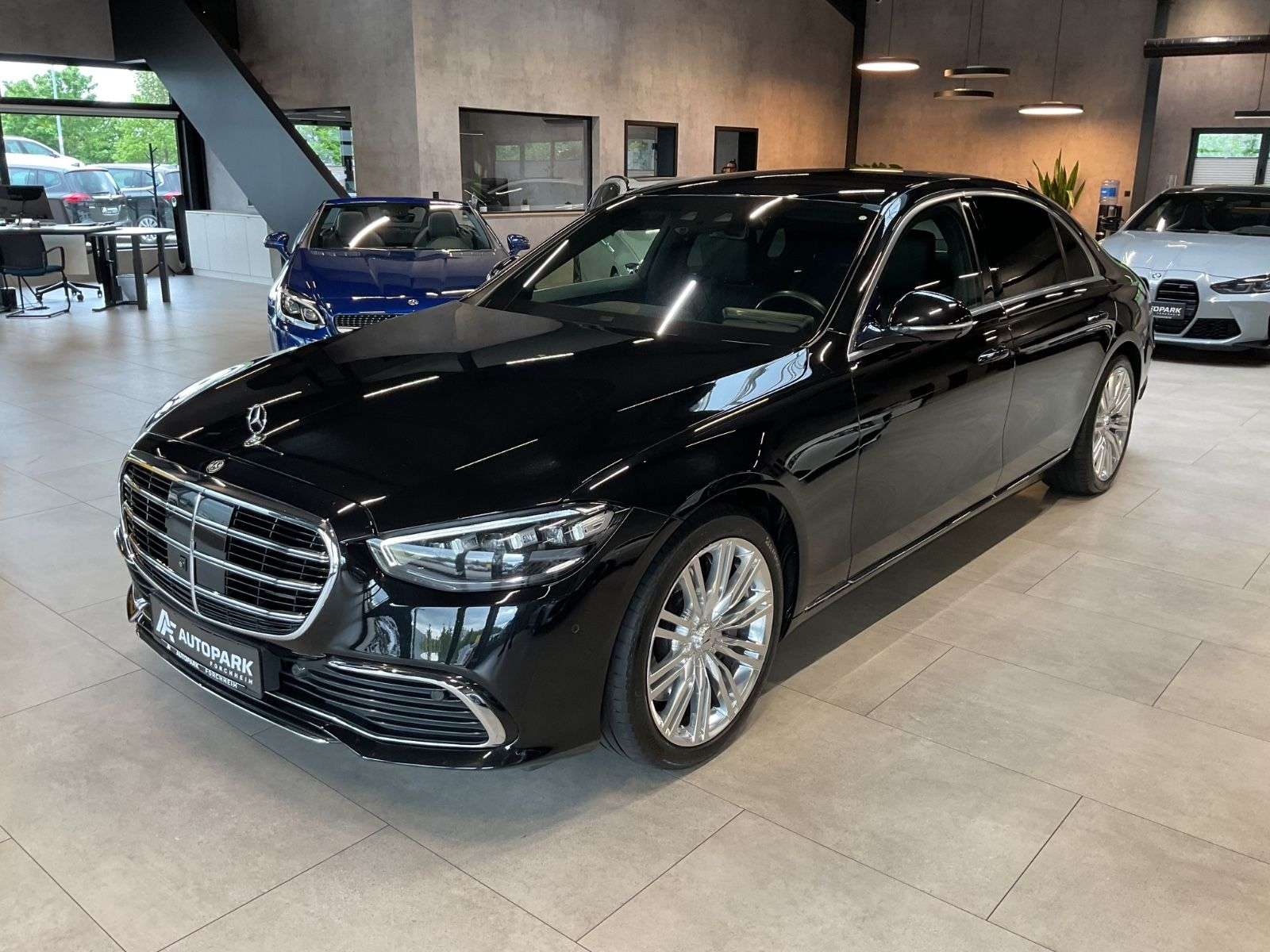 Second hand Mercedes Benz S-Class 