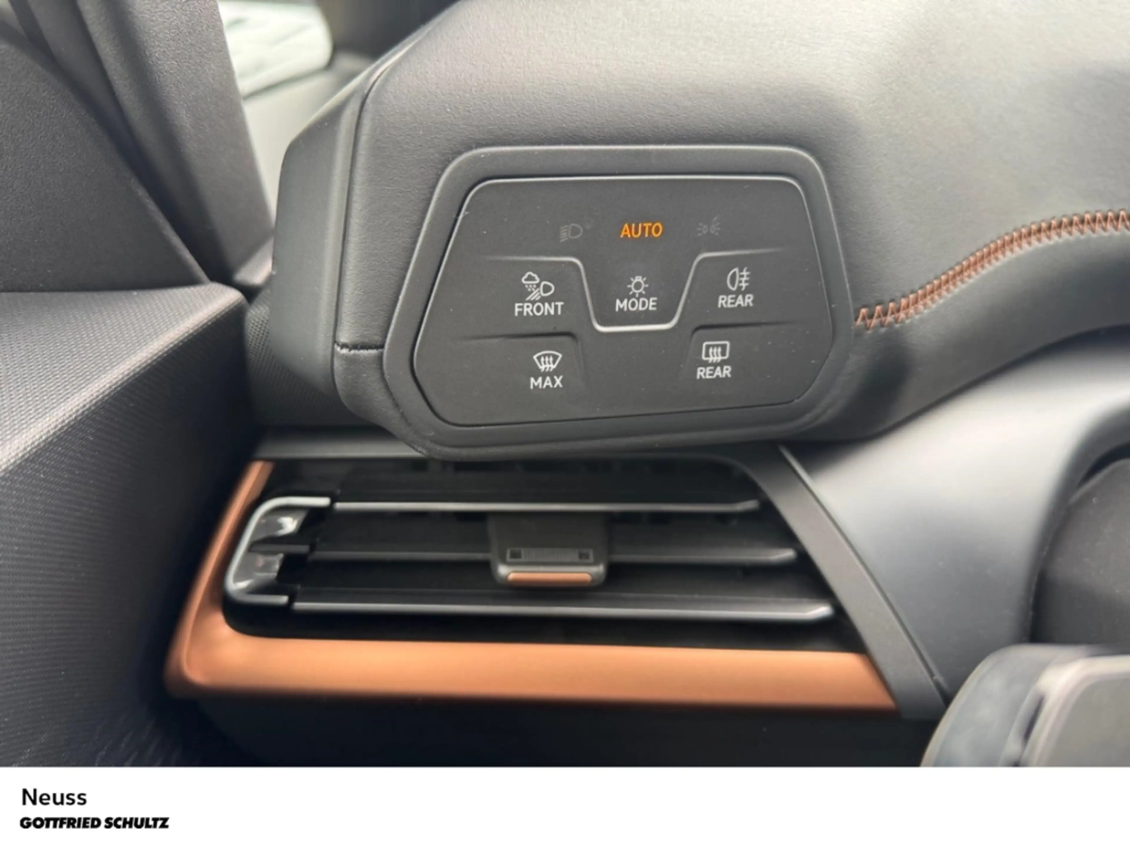 CUPRA Born 58kWh EINPARKHILFE NAVI SITZHEIZUNG LED — photo 14