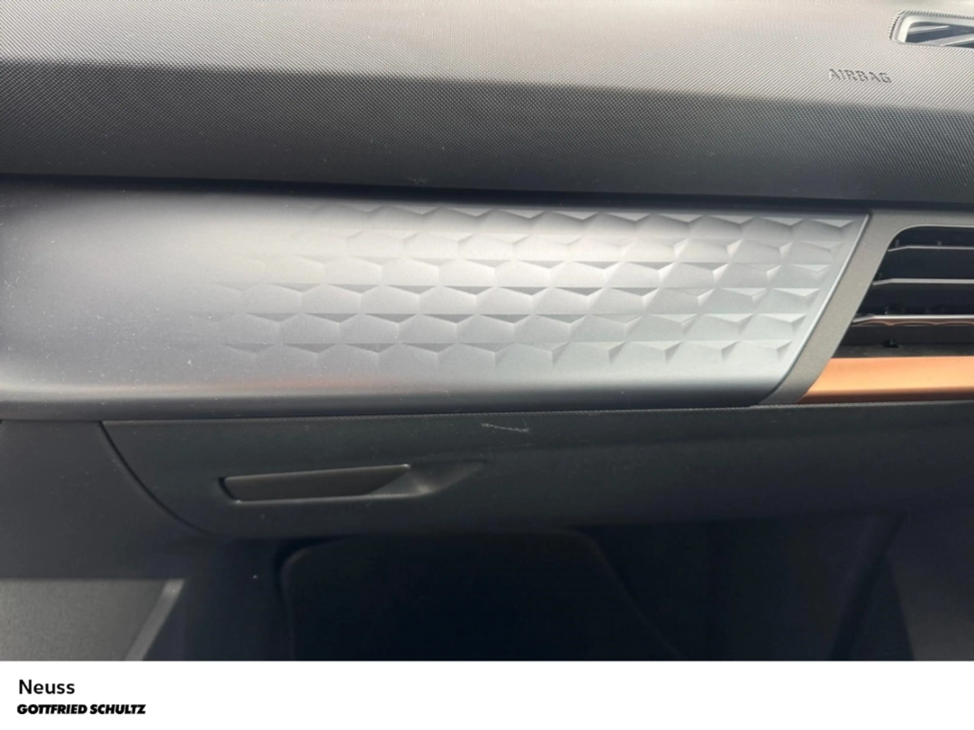 CUPRA Born 58kWh EINPARKHILFE NAVI SITZHEIZUNG LED — photo 15