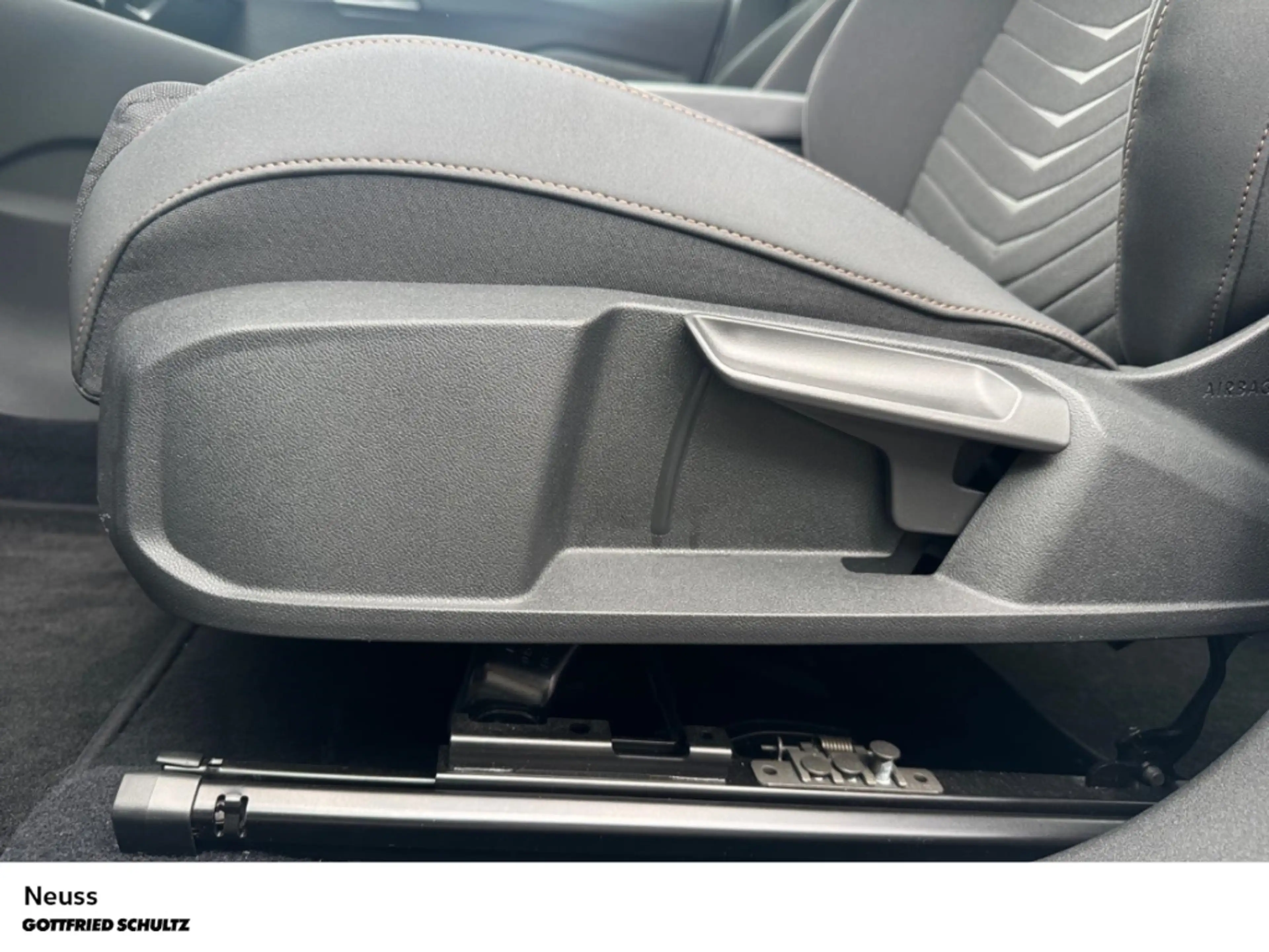 CUPRA Born 58kWh EINPARKHILFE NAVI SITZHEIZUNG LED — photo 12