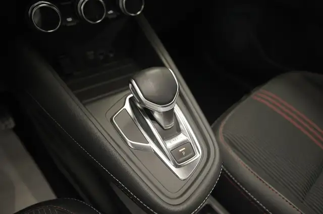 Renault Clio view 8