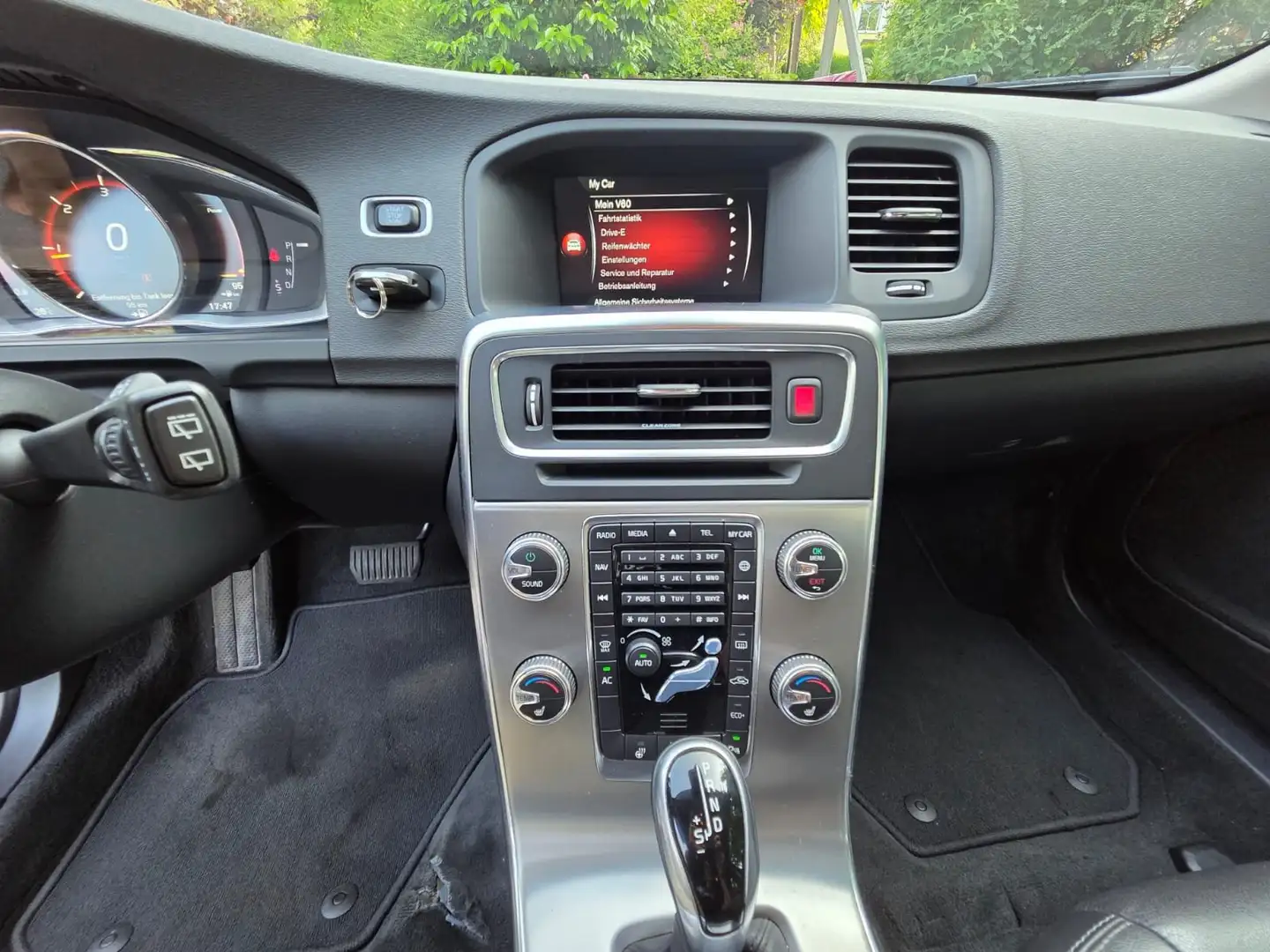 Volvo V60 V60 D4 Summum Geartronic Summum Negru - 1