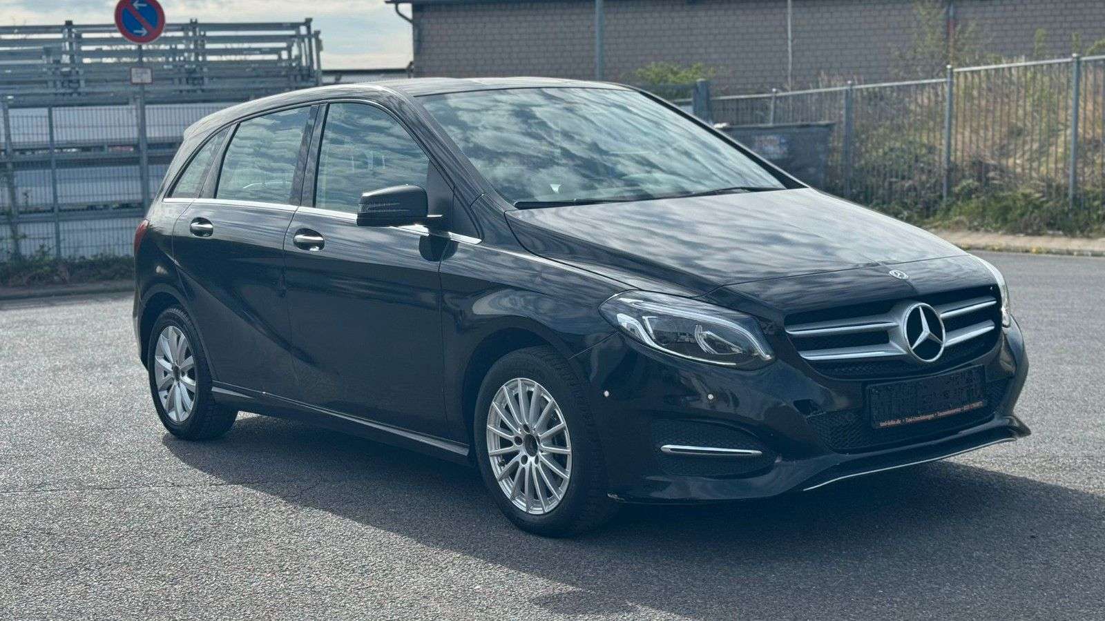 Second hand Mercedes Benz B-Class 