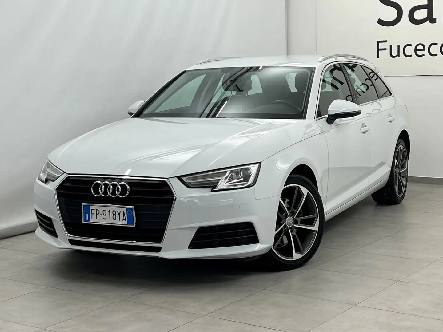 Audi A4 A4 Avant 35 2.0 tdi Business 150cv s-tronic Bianco - 2