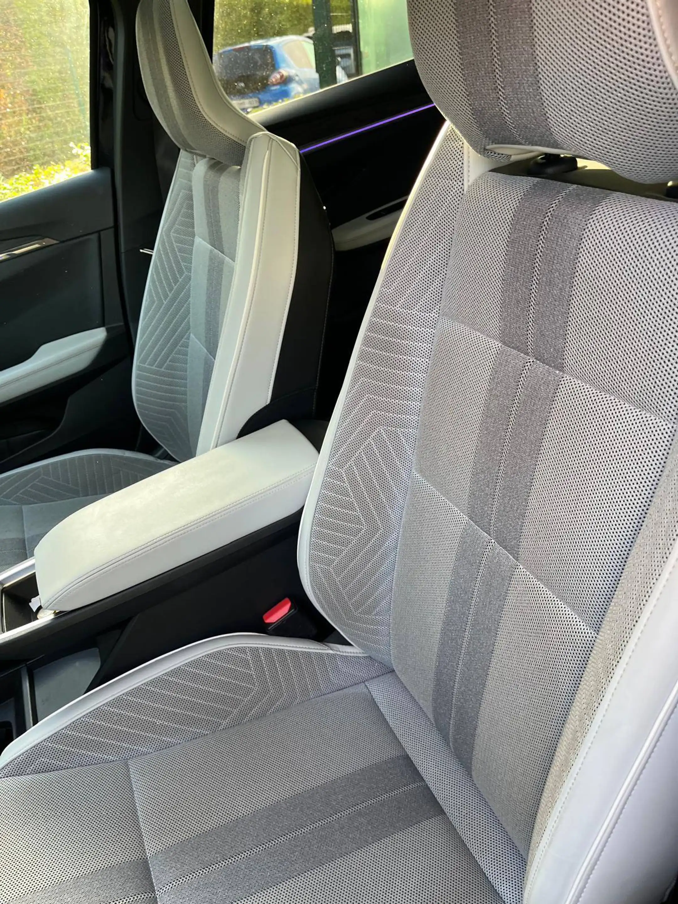 Renault Scenic e-Scenic E-Tech 87 kWh Long range Iconic Iconic — photo 4