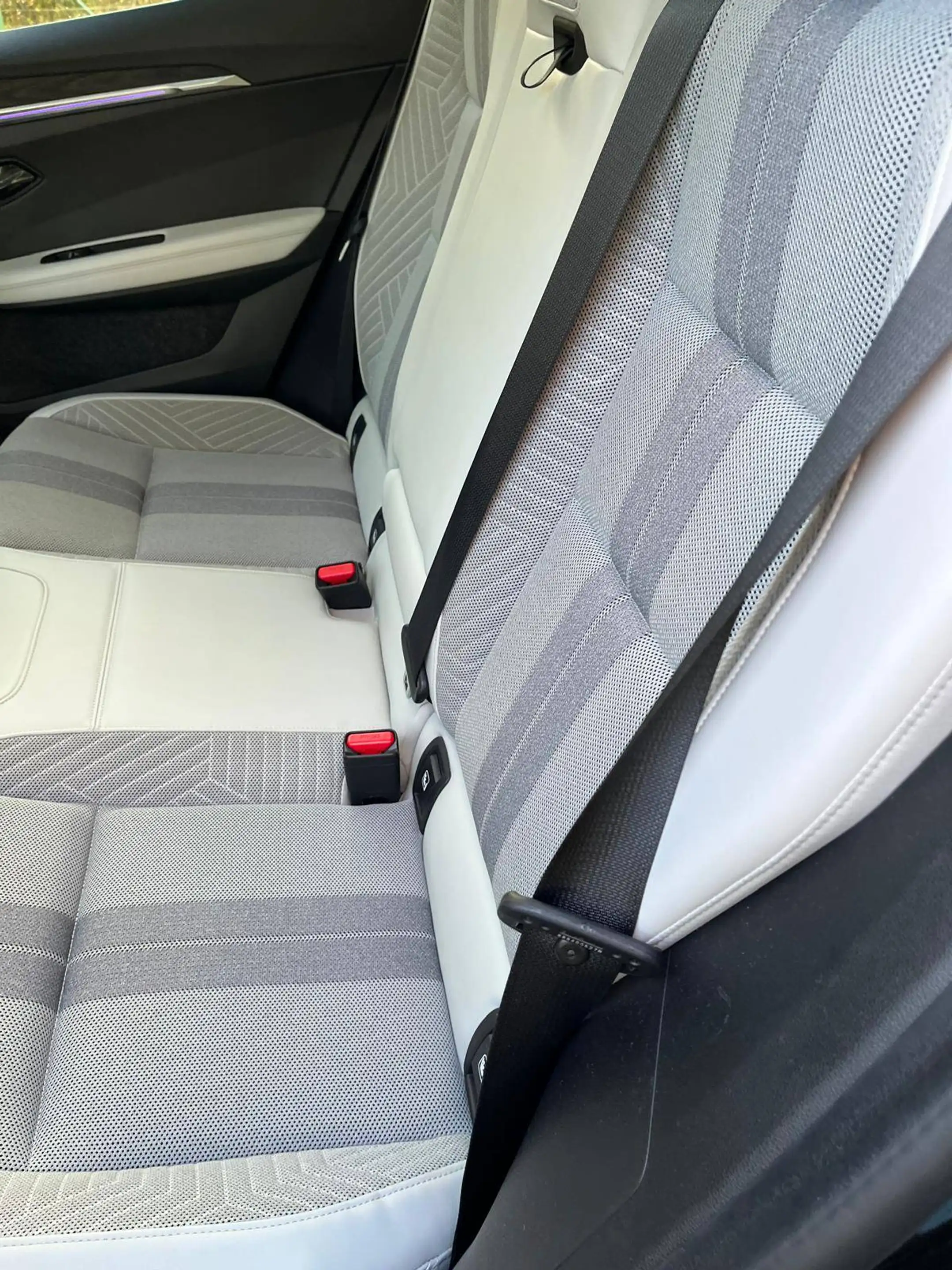 Renault Scenic e-Scenic E-Tech 87 kWh Long range Iconic Iconic — photo 12