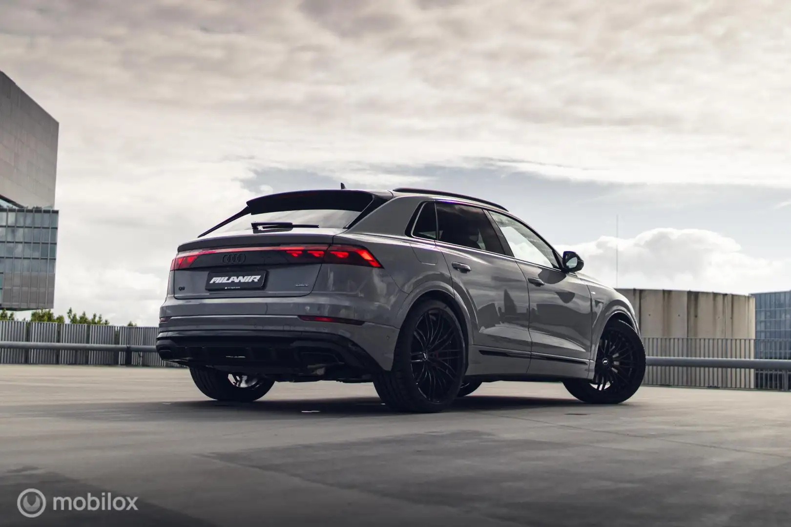 Audi Q8 60 TFSI e quattro Pro Line S Competition |ABT LMV Grau - 2