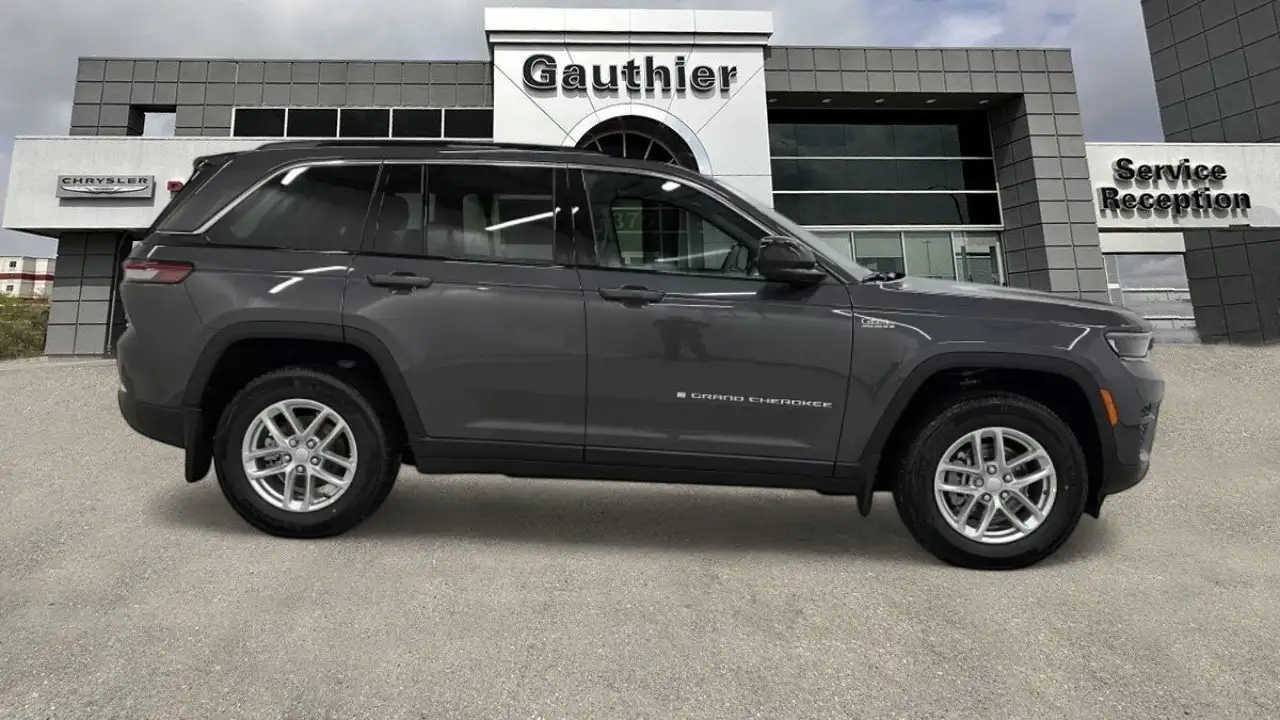 Jeep Grand Cherokee снимка Jeep Grand Cherokee