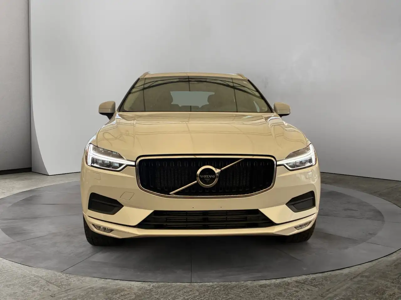 Volvo XC60 photo Volvo XC60