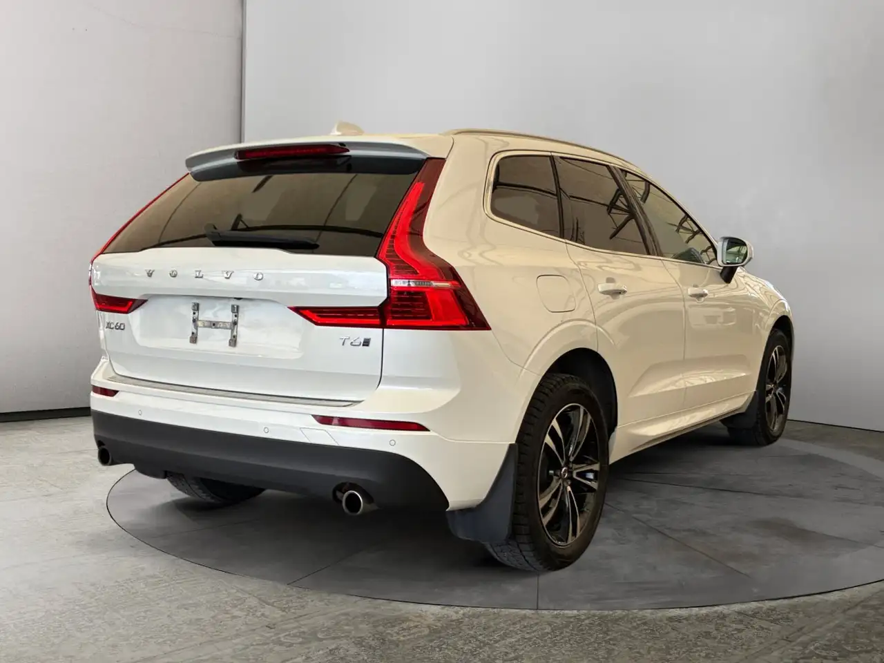 Volvo XC60 photo Volvo XC60