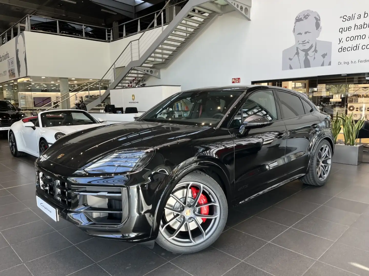 Porsche Cayenne Coupé GTS Aut. Negro - 1