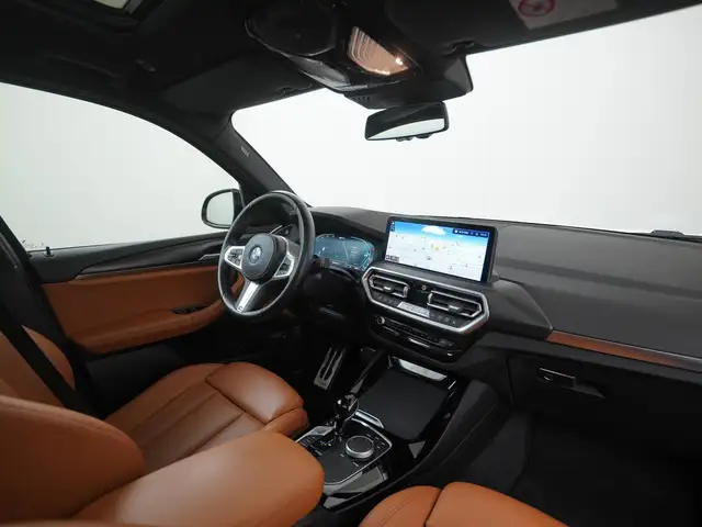 BMW X3 view 2