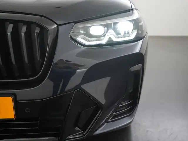 BMW X3 view 25