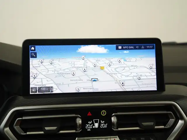 BMW X3 view 13