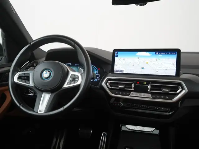 BMW X3 view 5