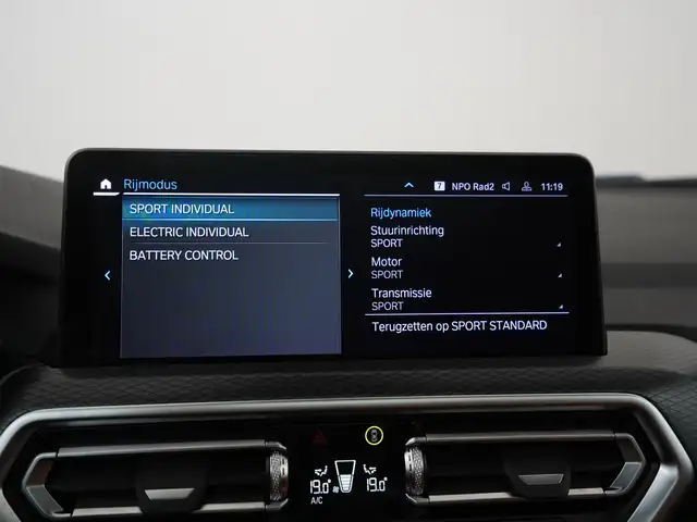 BMW X3 view 21