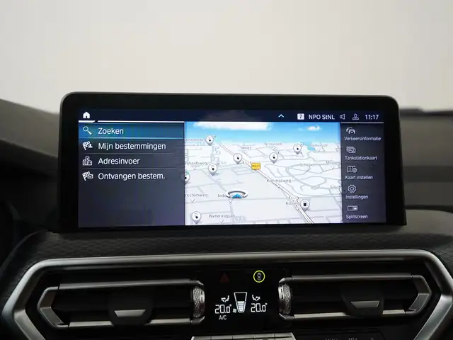 BMW X3 view 14