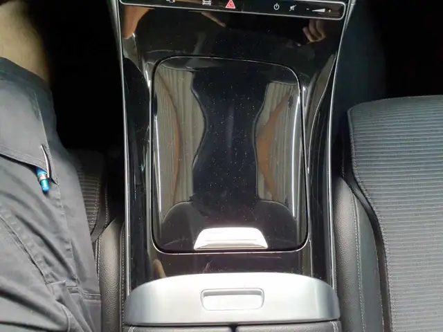 Mercedes-Benz C-Class view 10