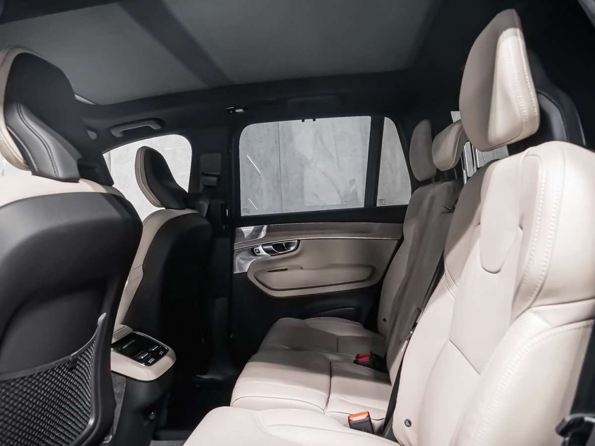 2026 Volvo XC90 Ultra 7-Seater (Dark Theme) thumb 14