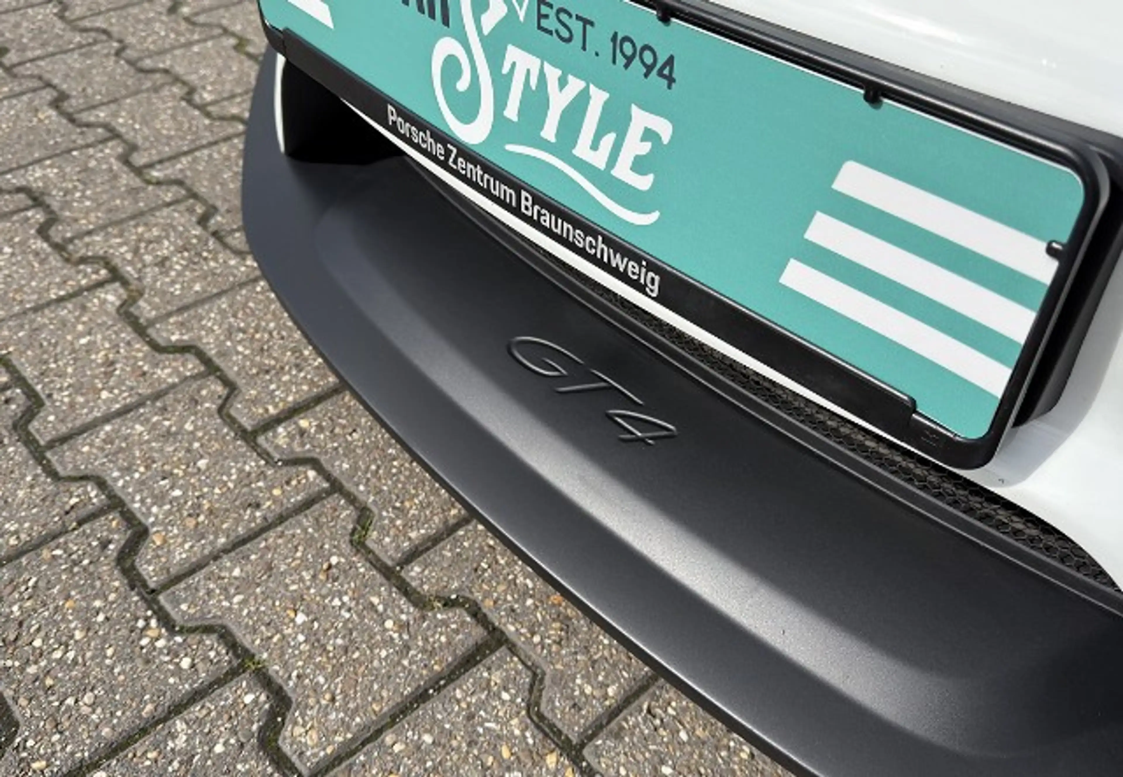 Porsche Cayman GT4 Clubsport PDK Carbon Manthey LED — photo 10