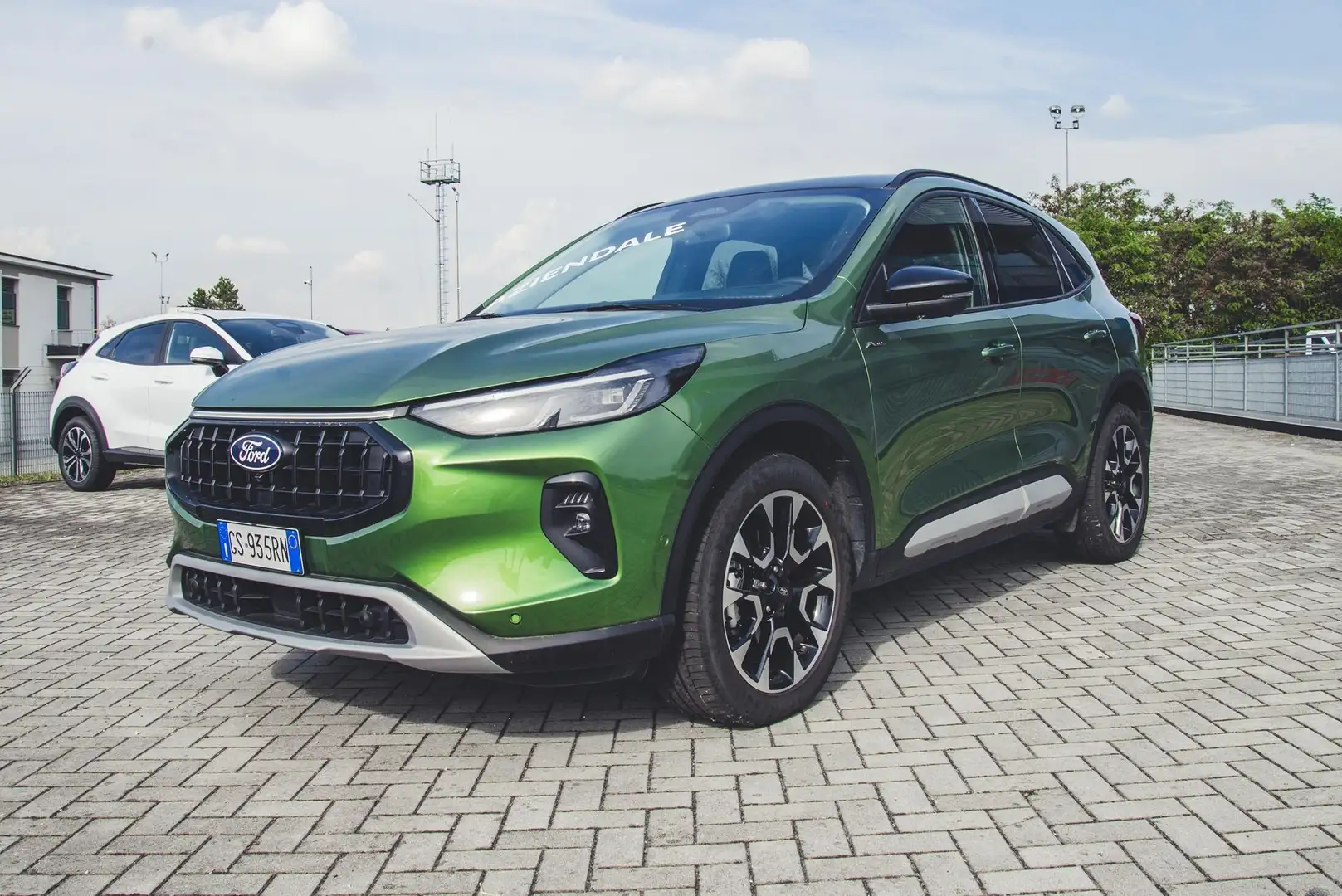 Ford Kuga Kuga 2.5 Full Hybrid 180 CV CVT 2WD Active X Verde - 1