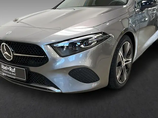 Mercedes-Benz A view 15
