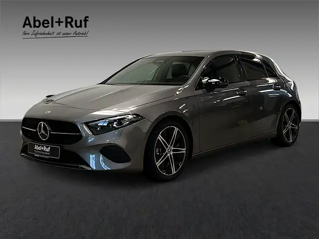 Mercedes-Benz A main image