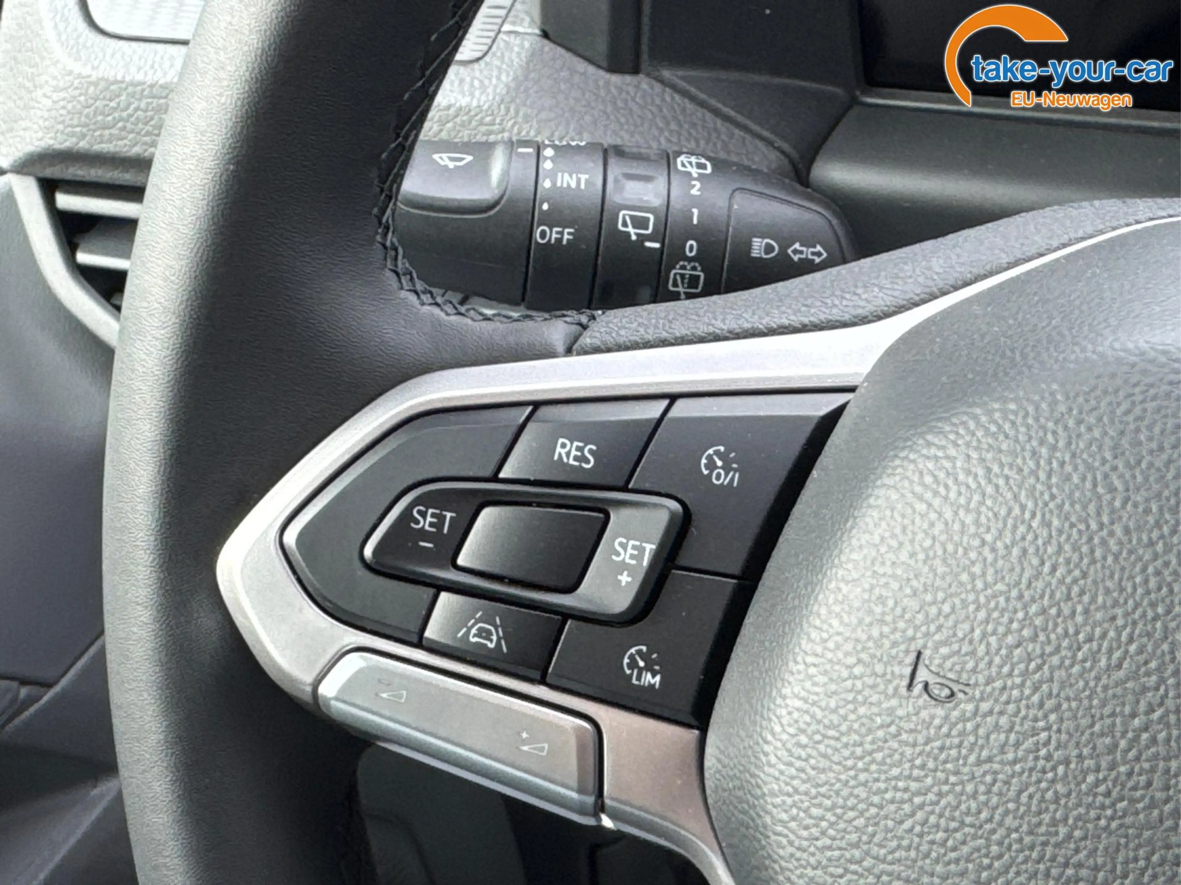 Volkswagen T7 Caravelle KR+SHZ+9-Sitzer+AHK+GJR+KLIMAAUT.+KAMERA+PDC+LE... — photo 16