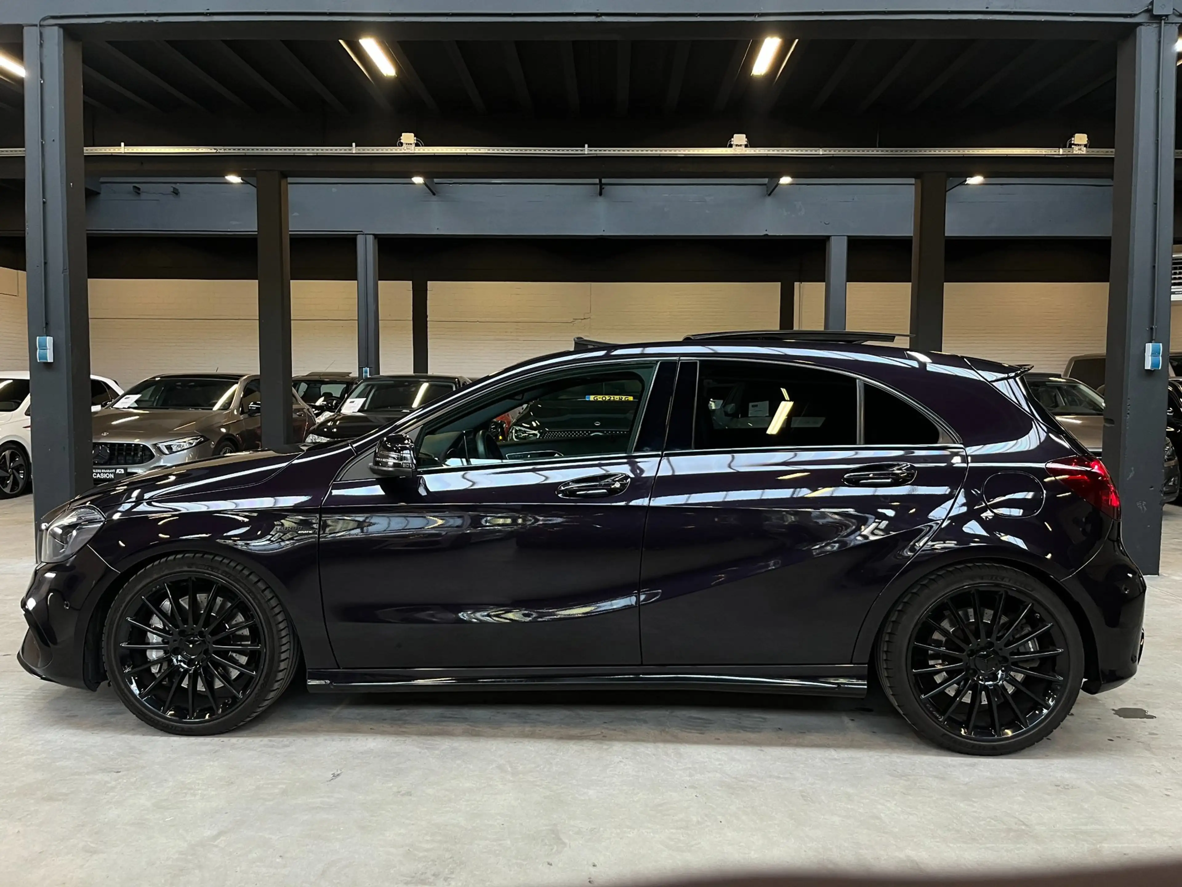 Mercedes-Benz A 45 AMG 4MATIC Pano/Carplay/MemoryStoelen/381PK — photo 3
