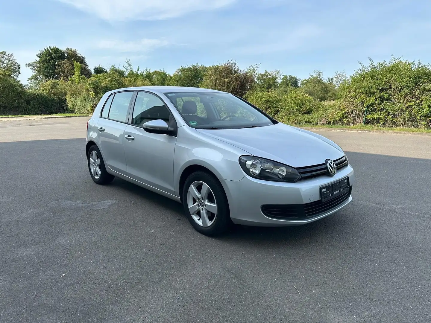 Volkswagen Golf 1.6 DSG Trendline *Klima*LMF*TÜV 07/2027* Silber - 2