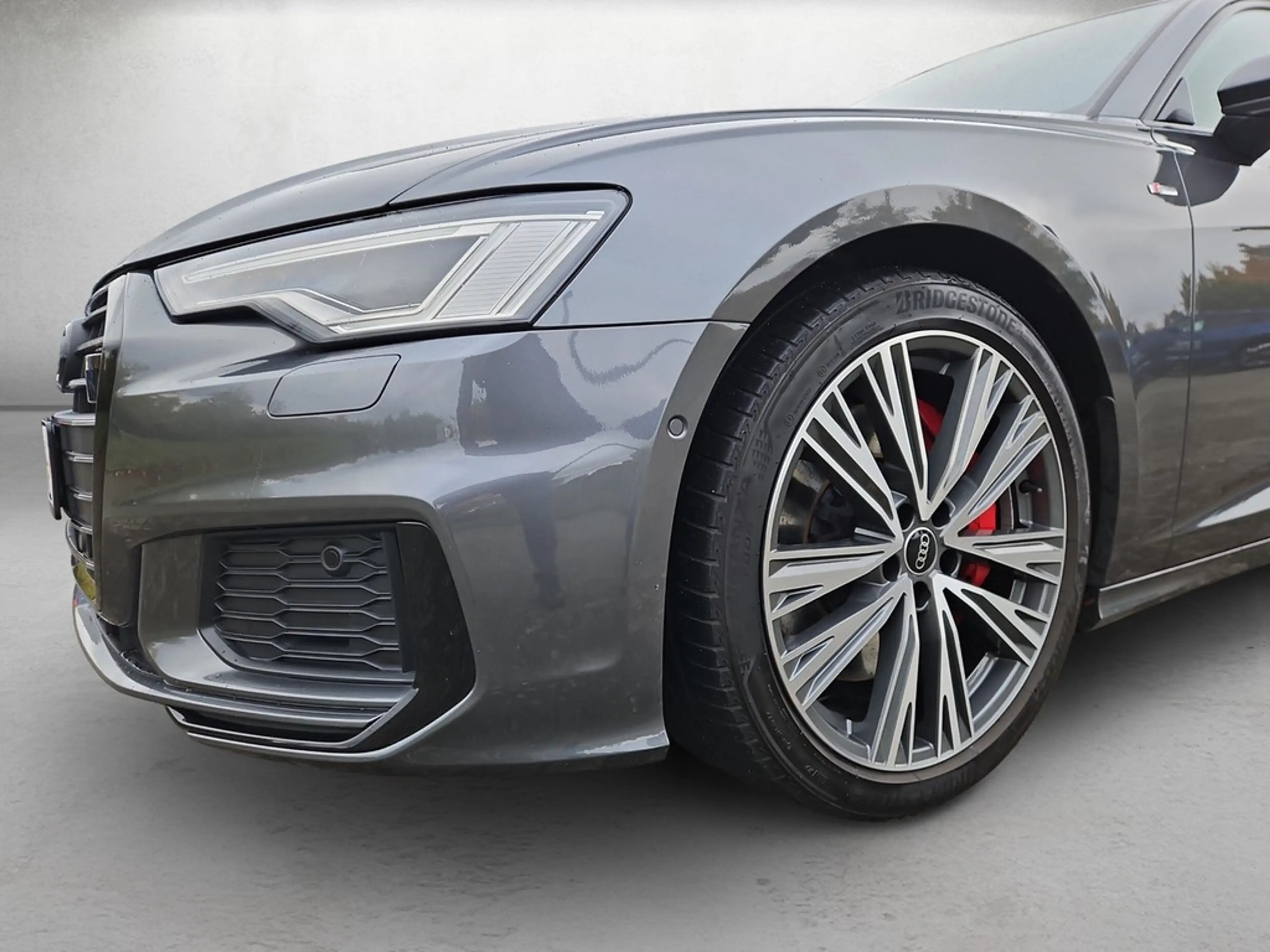 Audi A6 Avant sport 55 TFSI e quattro S tronic *Pano* — photo 4