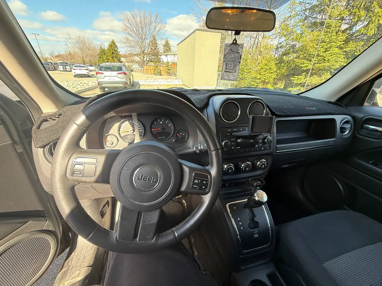 Jeep Patriot снимка Jeep Patriot