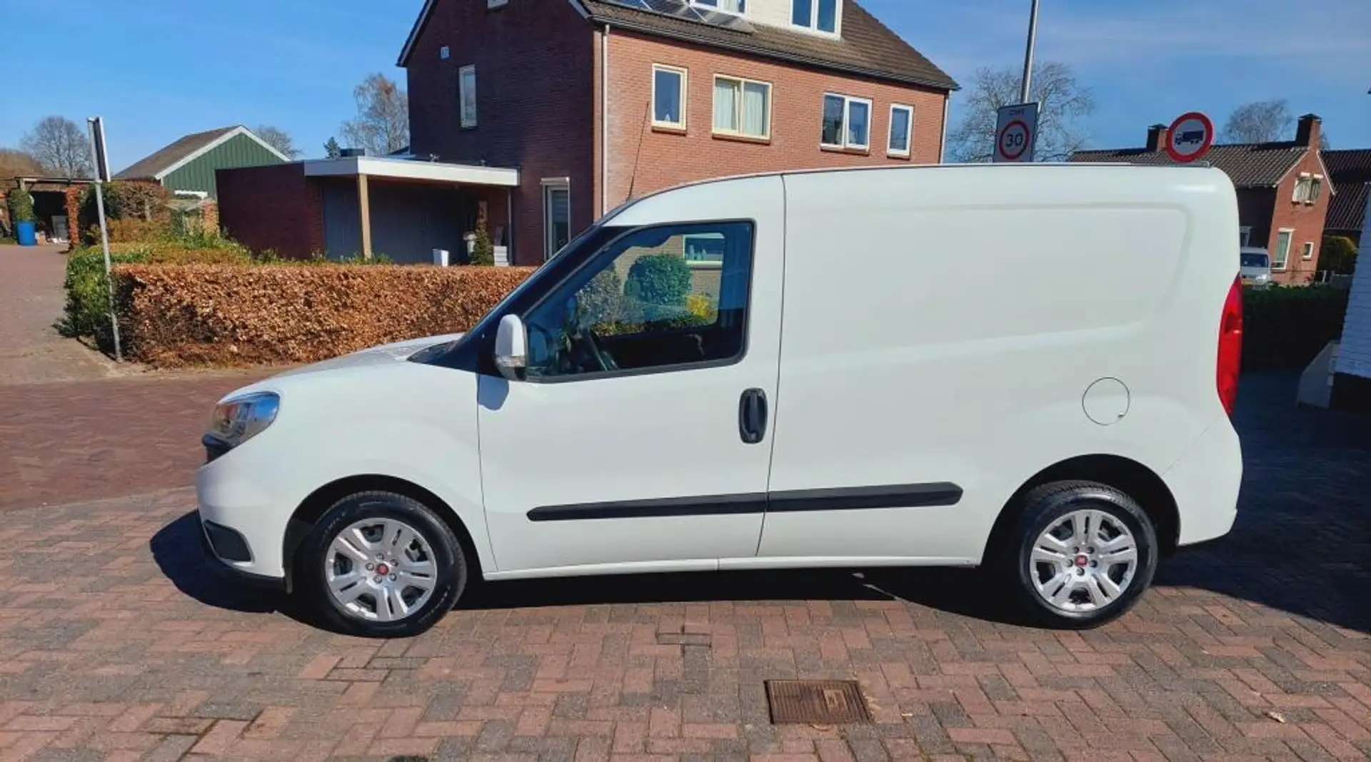 Fiat Doblo Cargo 1.6 MJ L1H1 Blanc - 2