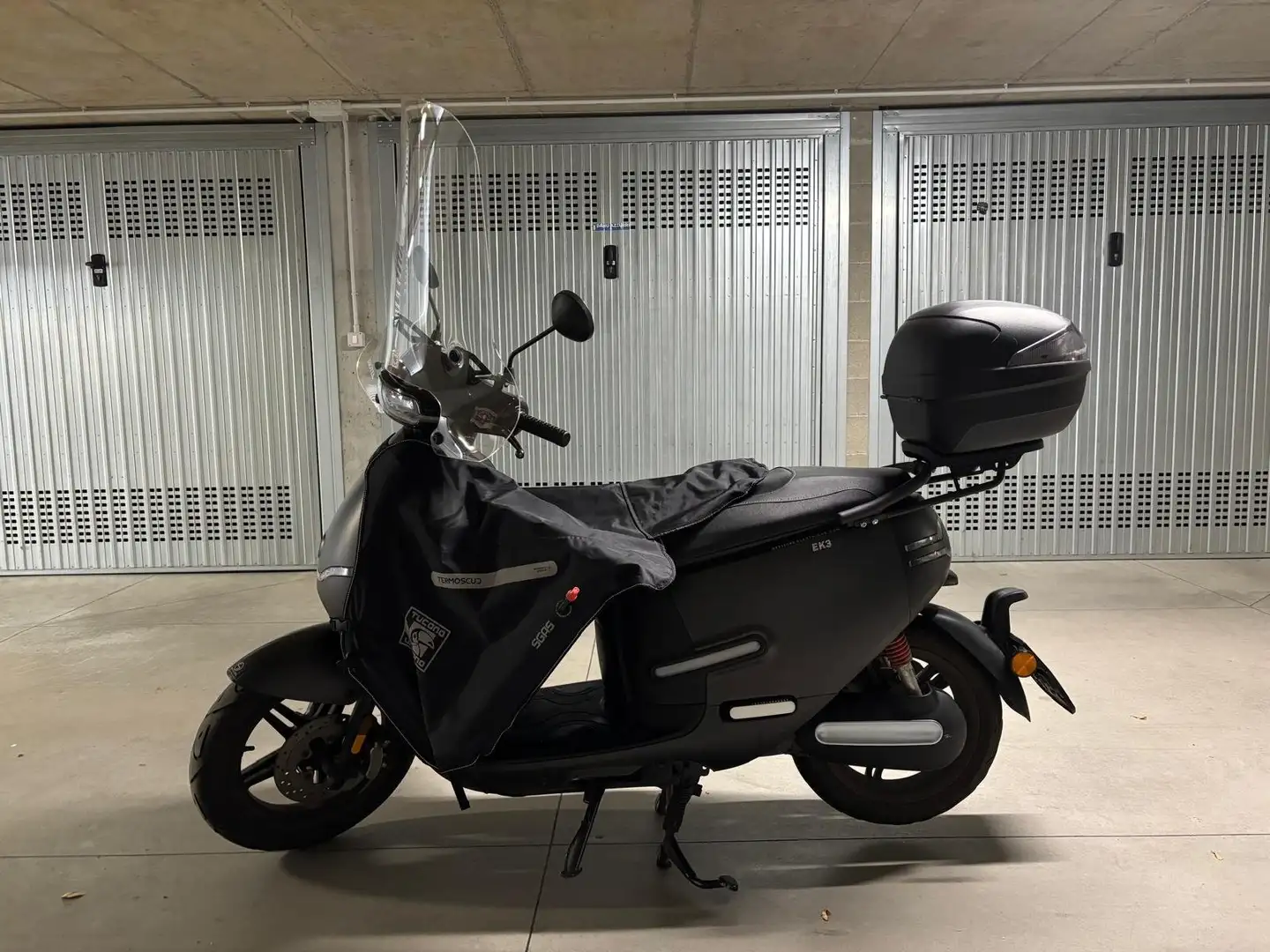 Horwin EK3 Negru - 1
