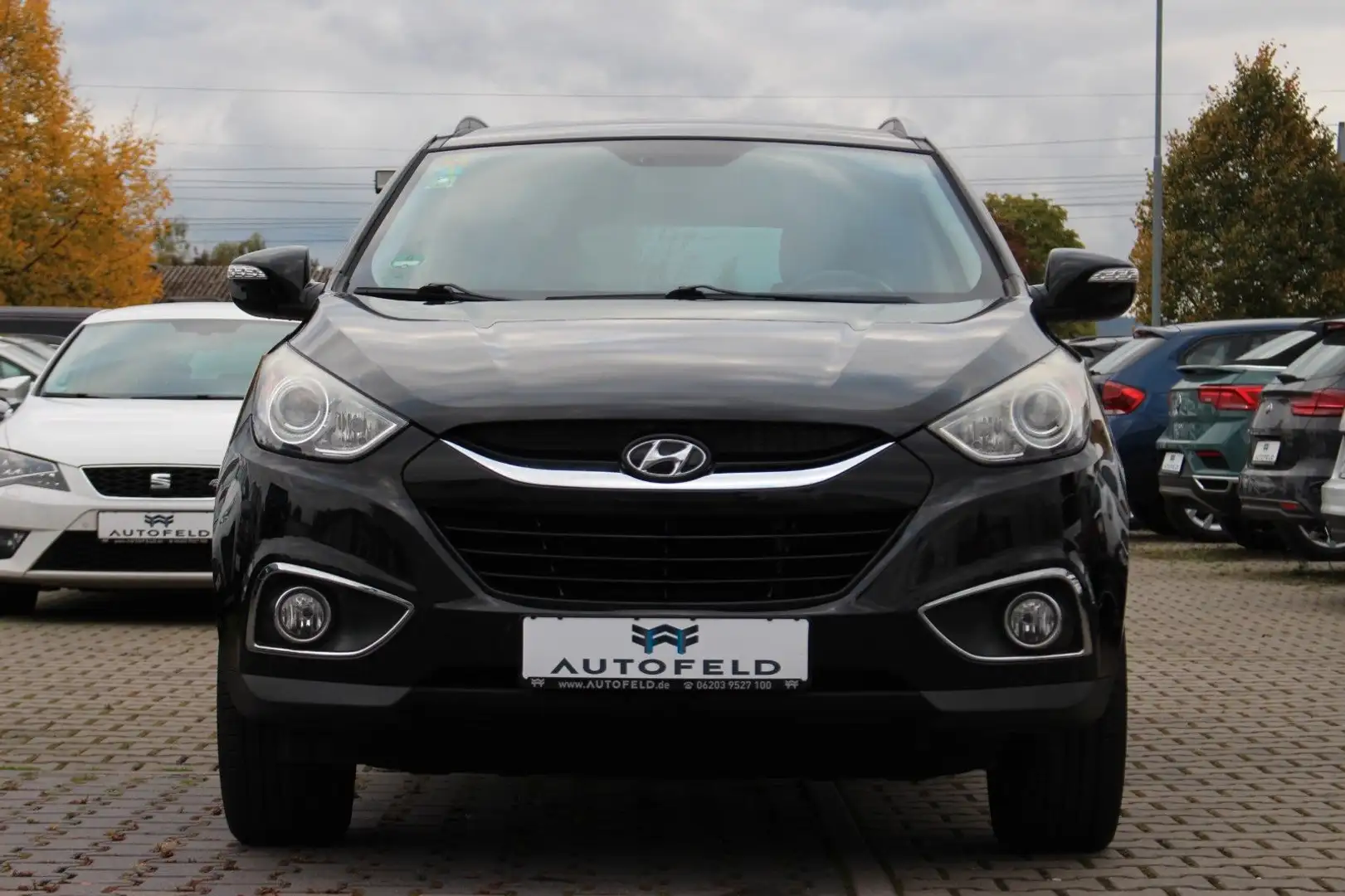 Hyundai iX35 2.0CRDI 4WD/VOLLSHEFT/NAVI/SHZ/KLIMA/BT/ Noir - 2