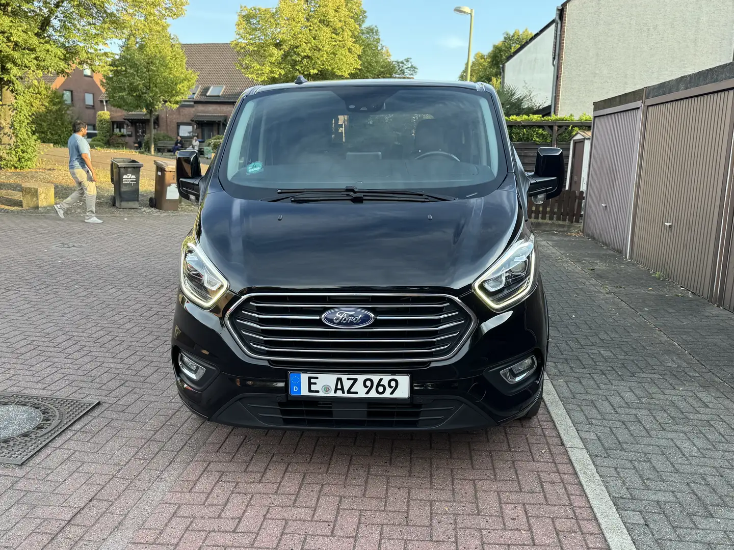 Ford Tourneo Custom - 2