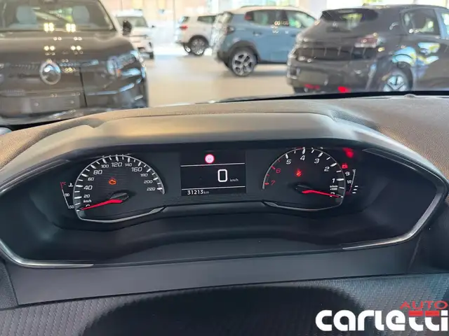 Peugeot 208 view 14