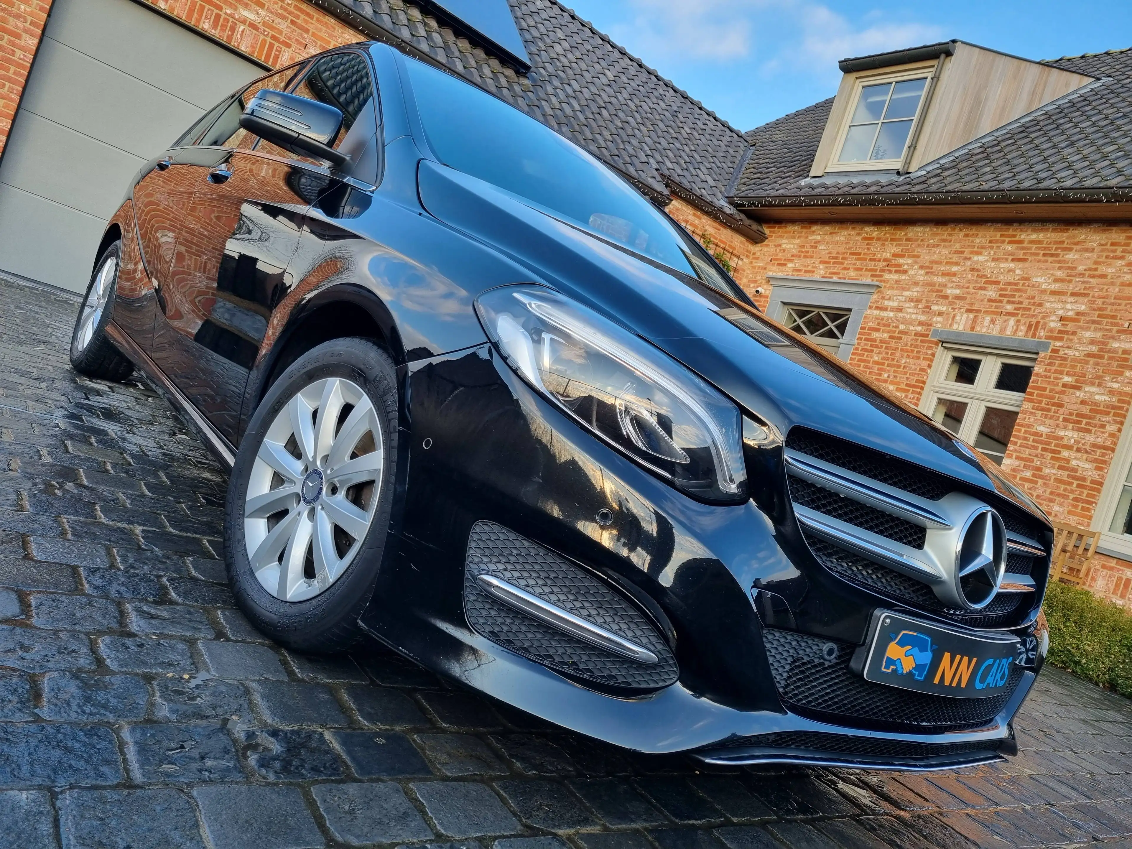 Mercedes-Benz B 180 Urban/Progressive — photo 2